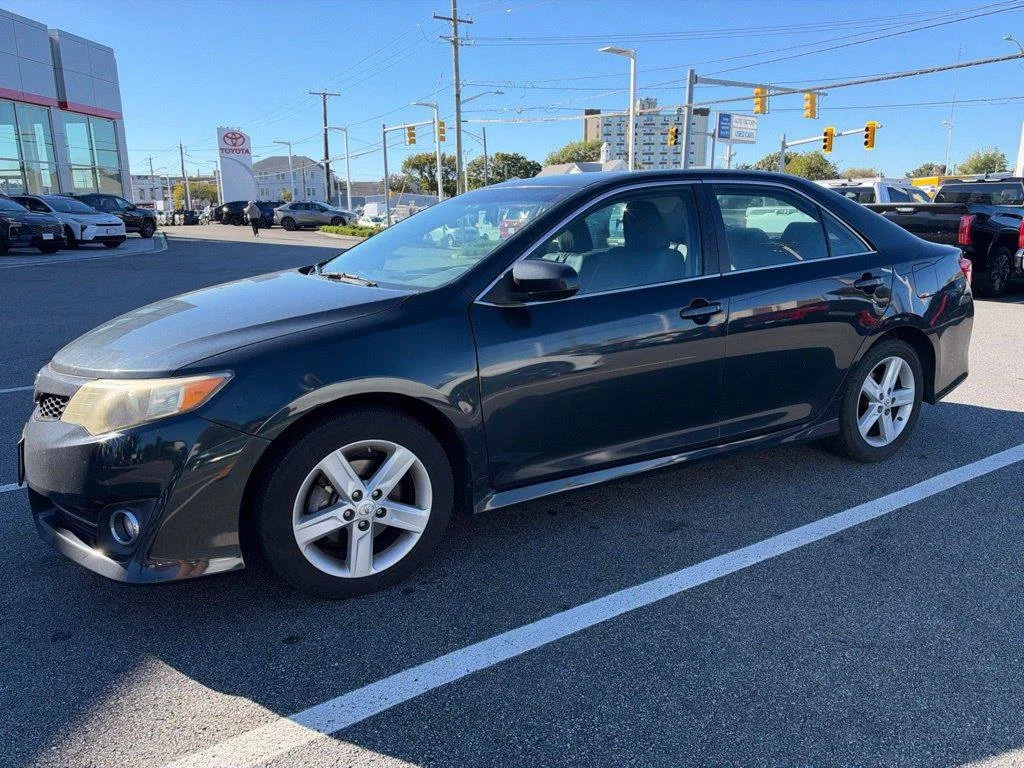 Used 2013 Cosmic Gray Mica Toyota SE image 3