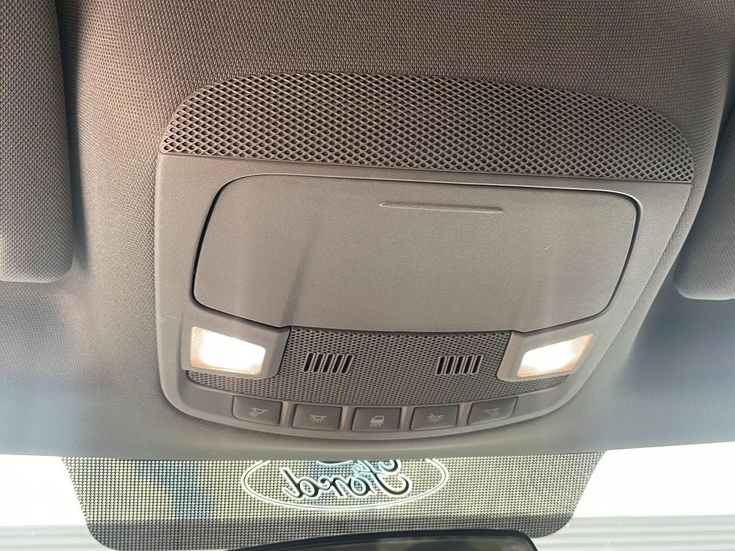 Used 2015 Oxford White Ford XLT image 15