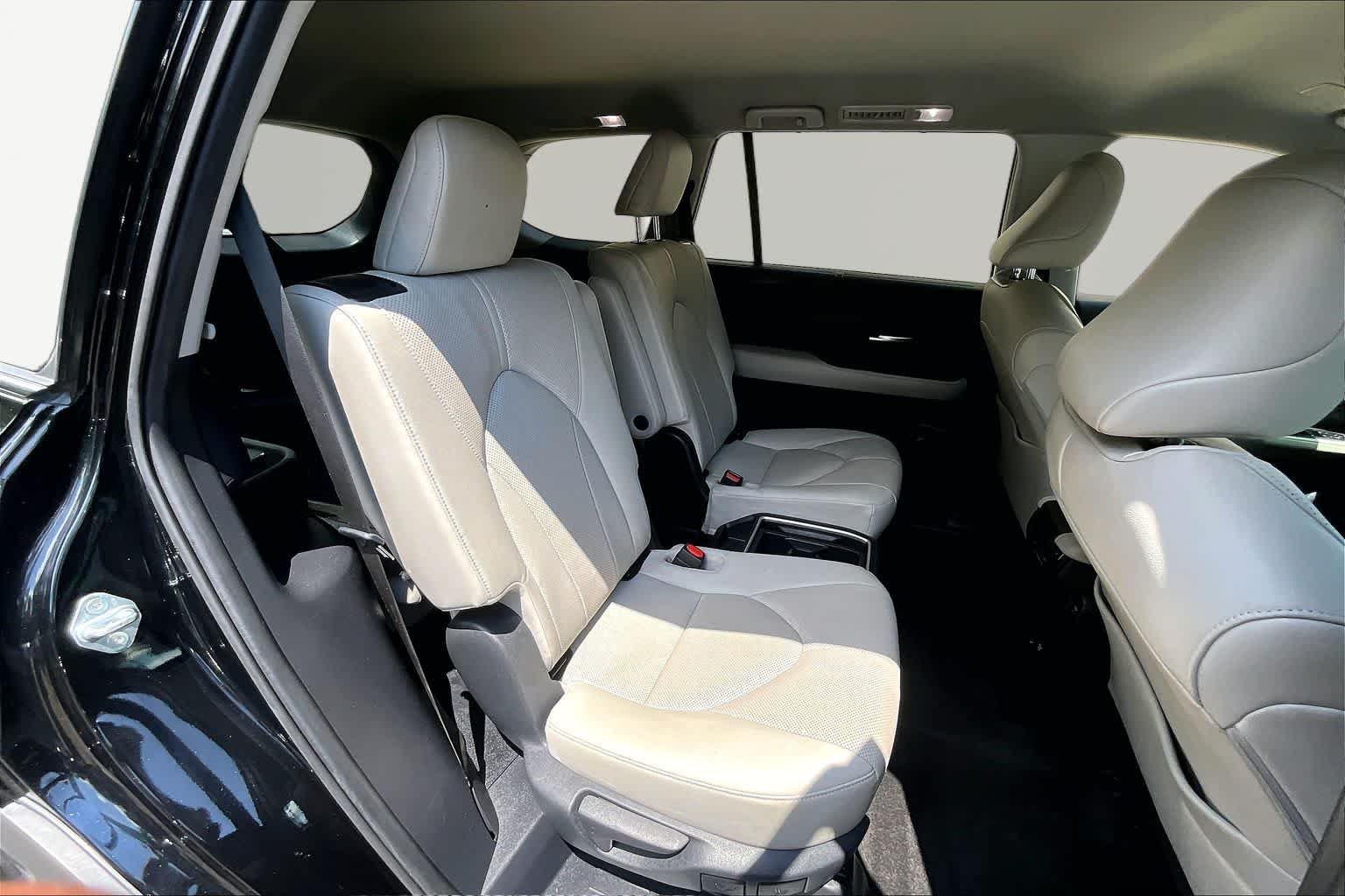 2024 Toyota Grand Highlander Limited - Photo 20