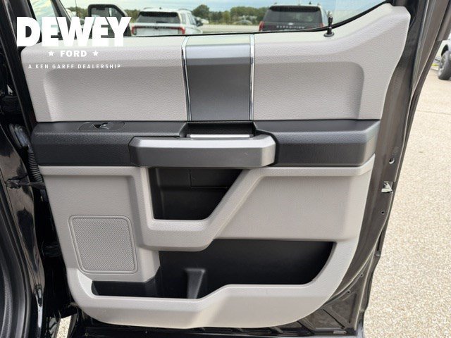 Used 2016 Shadow Black Ford XLT image 34