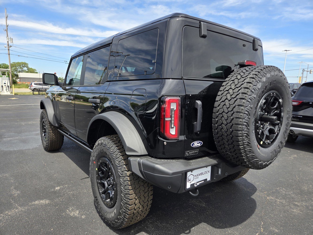 New 2026 Shadow Black Ford Badlands image 5