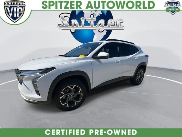 Used 2024 White Chevrolet LT image 4