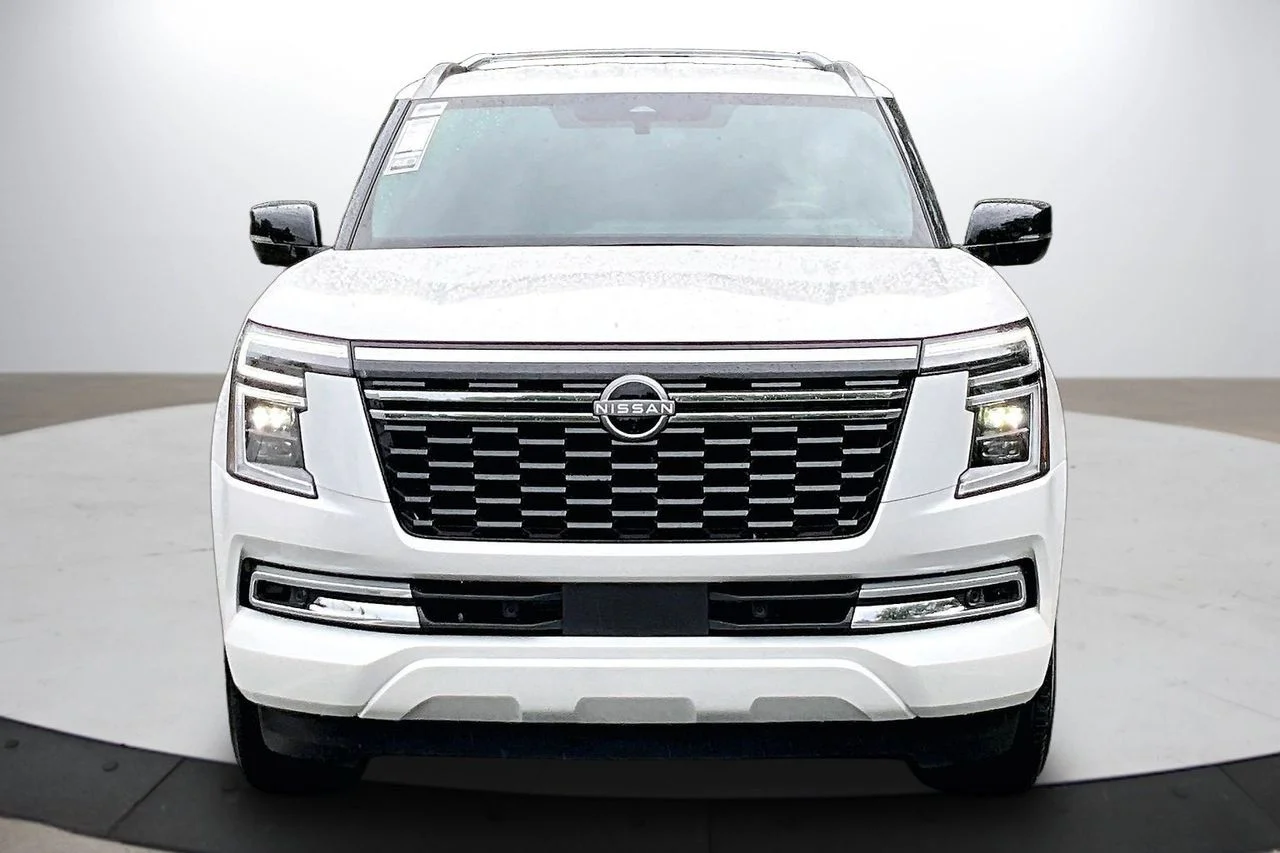 Certified Used 2025 White Nissan SL image 3