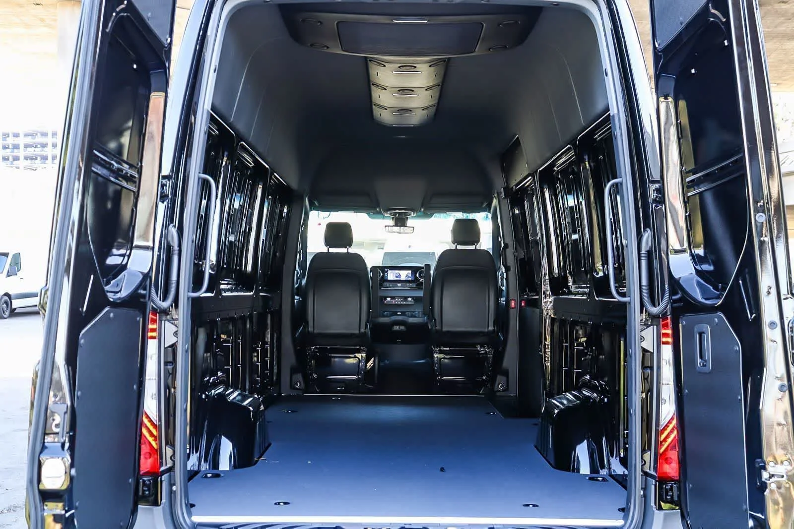 New 2026 Obsidian Black Metallic Mercedes-Benz Cargo 170WB High Roof AWD 2.0L I4 Diesel Turbo HO image 33