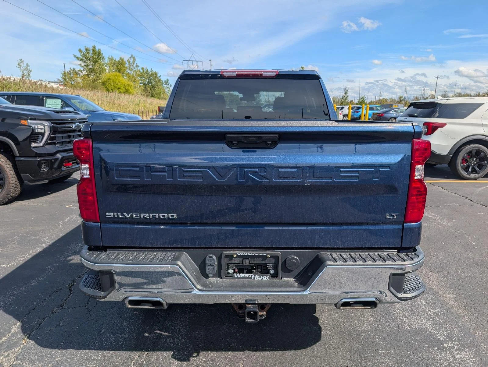Used 2023 NORTHSKY BLUE METALLIC Chevrolet LT image 8