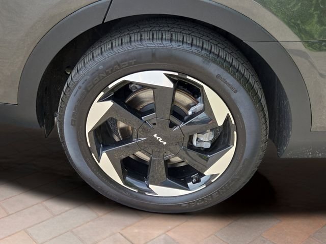 Used 2025 Gray Kia EX image 27