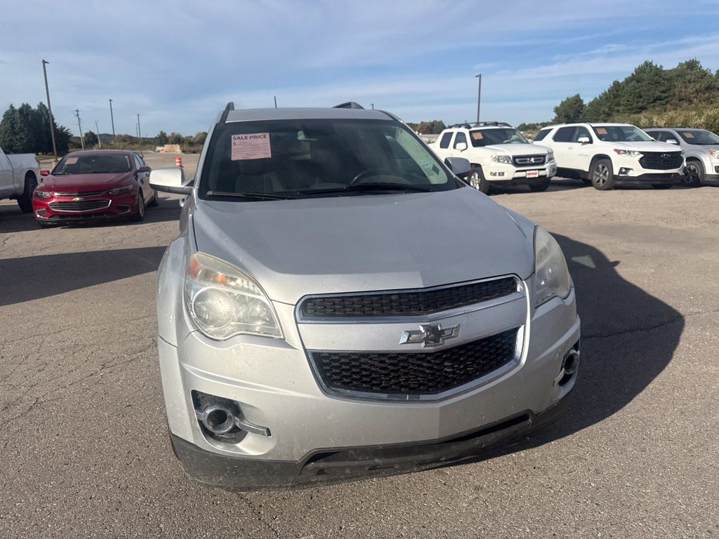 Used 2015 Silver Ice Metallic Chevrolet LT image 7