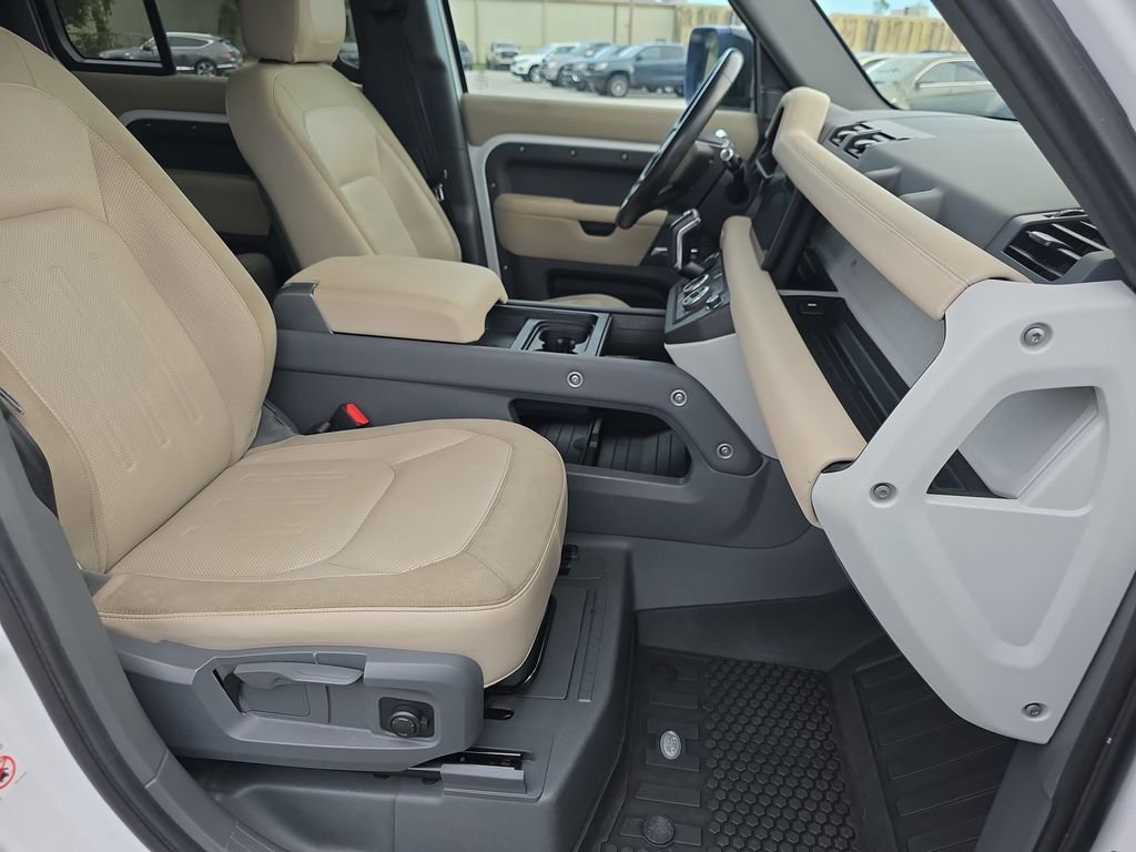 Used 2020 Fuji White Land Rover S image 34