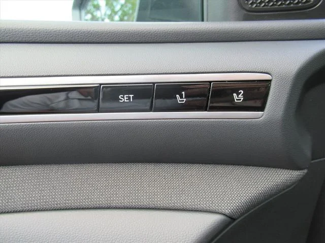 Used 2024 Gray Hyundai Limited image 20