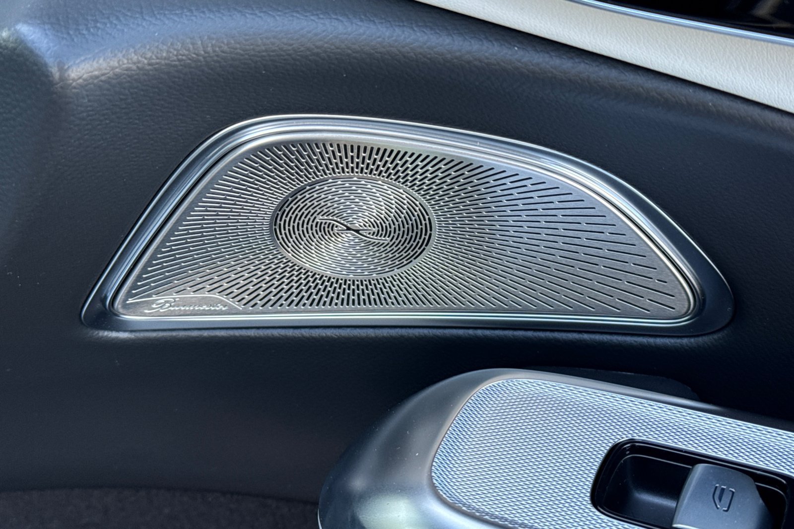 New 2026 Obsidian Black Metallic Mercedes-Benz E 350 image 5