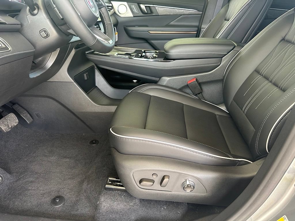 2026 Buick Enclave Avenir - Photo 14