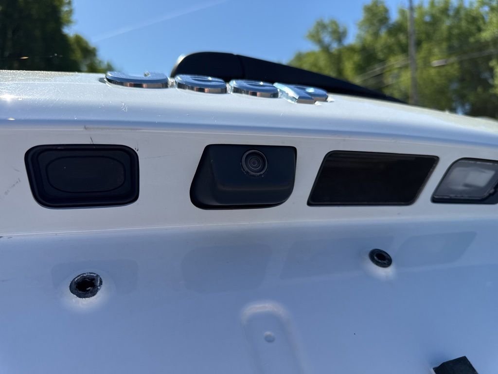 Used 2020 White Jeep Limited image 16