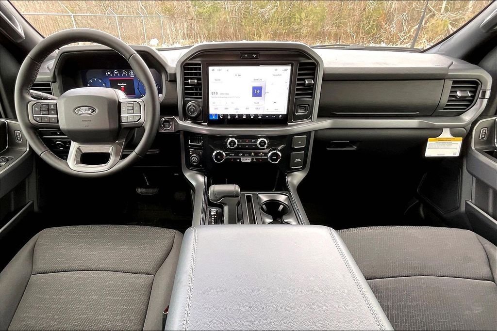 New 2026 Ford F-150 XLT 4D SuperCrew