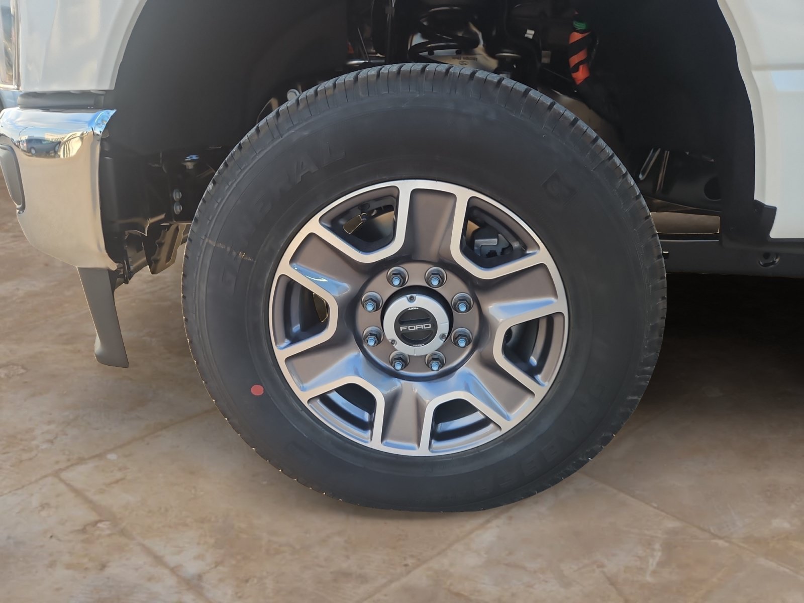 New 2026 Star White Metallic Tri-Coat Ford F-250® Lariat® image 27