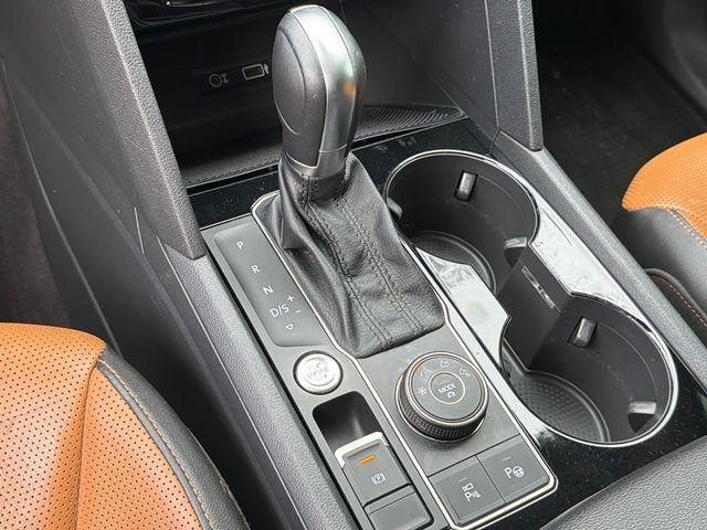 Used 2018 Gray Volkswagen SEL Premium image 34