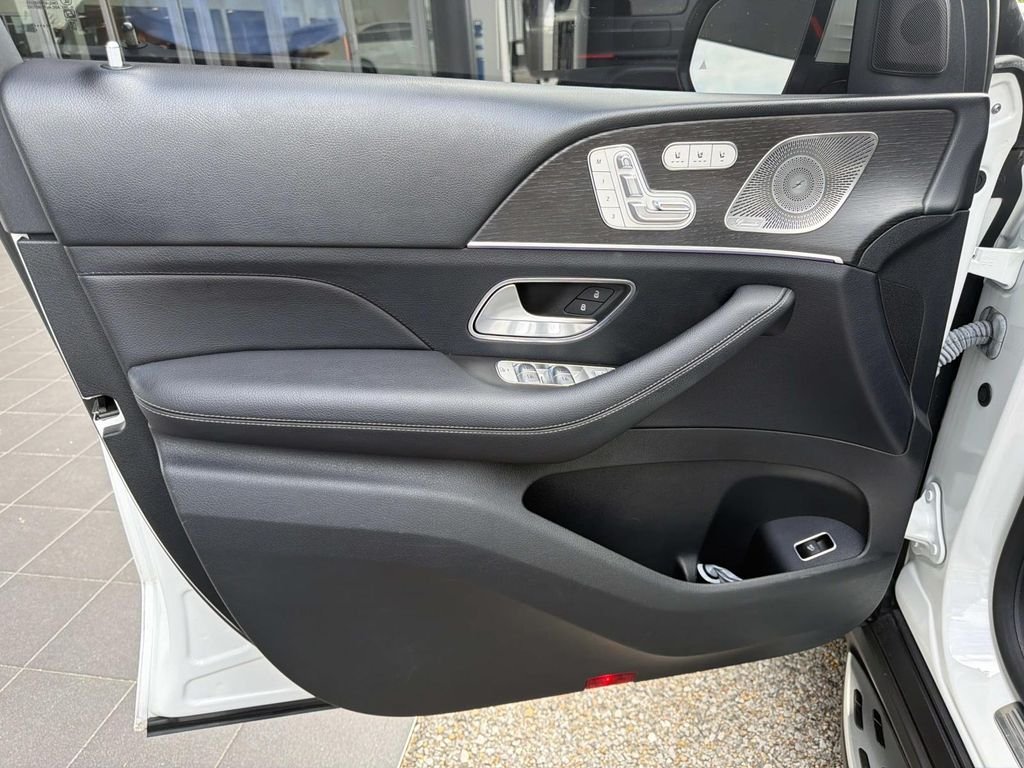 Certified Used 2024 White Mercedes-Benz GLE 450 image 19