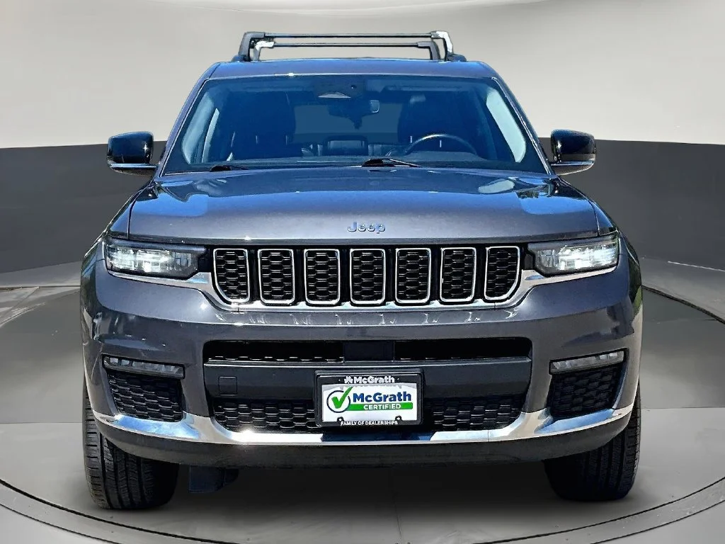 Certified Used 2022 Gray Jeep Limited image 2