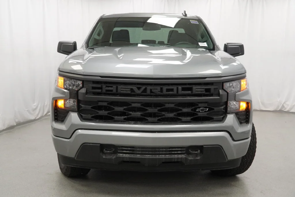 New 2026 Sterling Gray Metallic Chevrolet Custom image 32