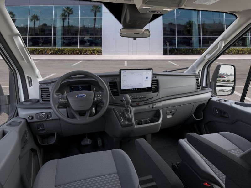 New 2026 Oxford White Ford XL image 8