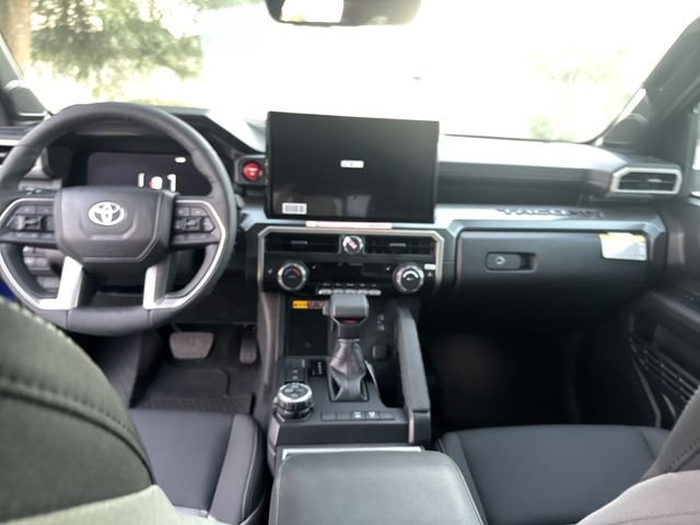 2025 Toyota Tacoma TRD Off Road - Photo 14