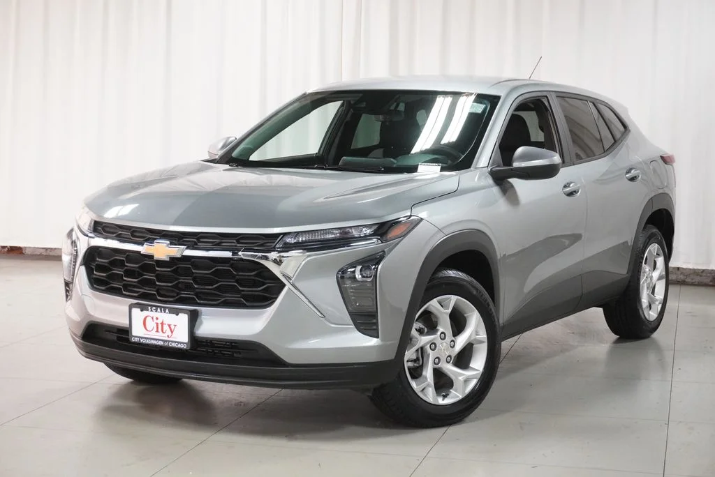 Used 2025 Sterling Gray Metallic Chevrolet LS image 13