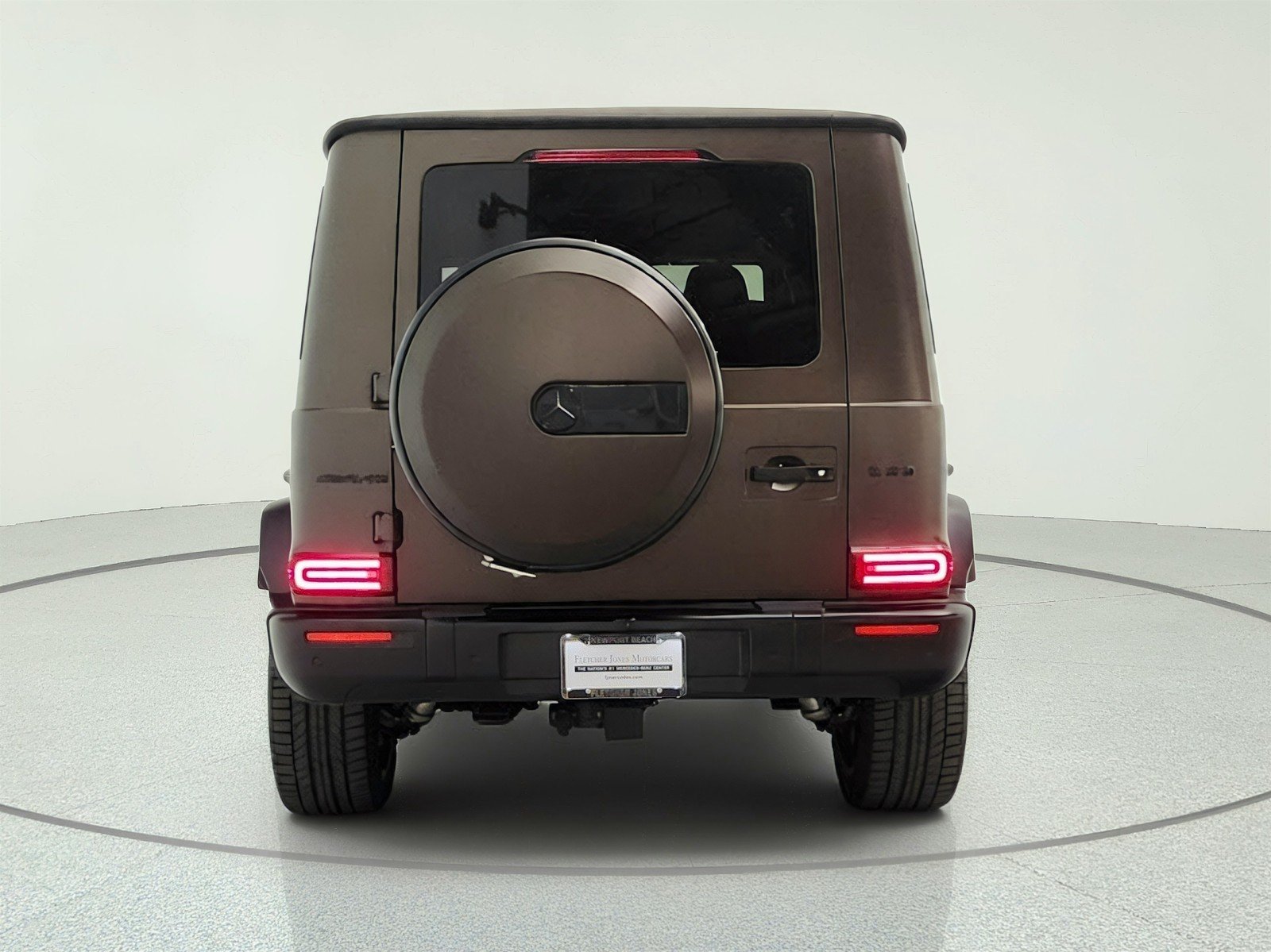 Certified Used 2025 MANUFAKTUR Dakota Brown magno Mercedes-Benz AMG® G 63 SUV image 6