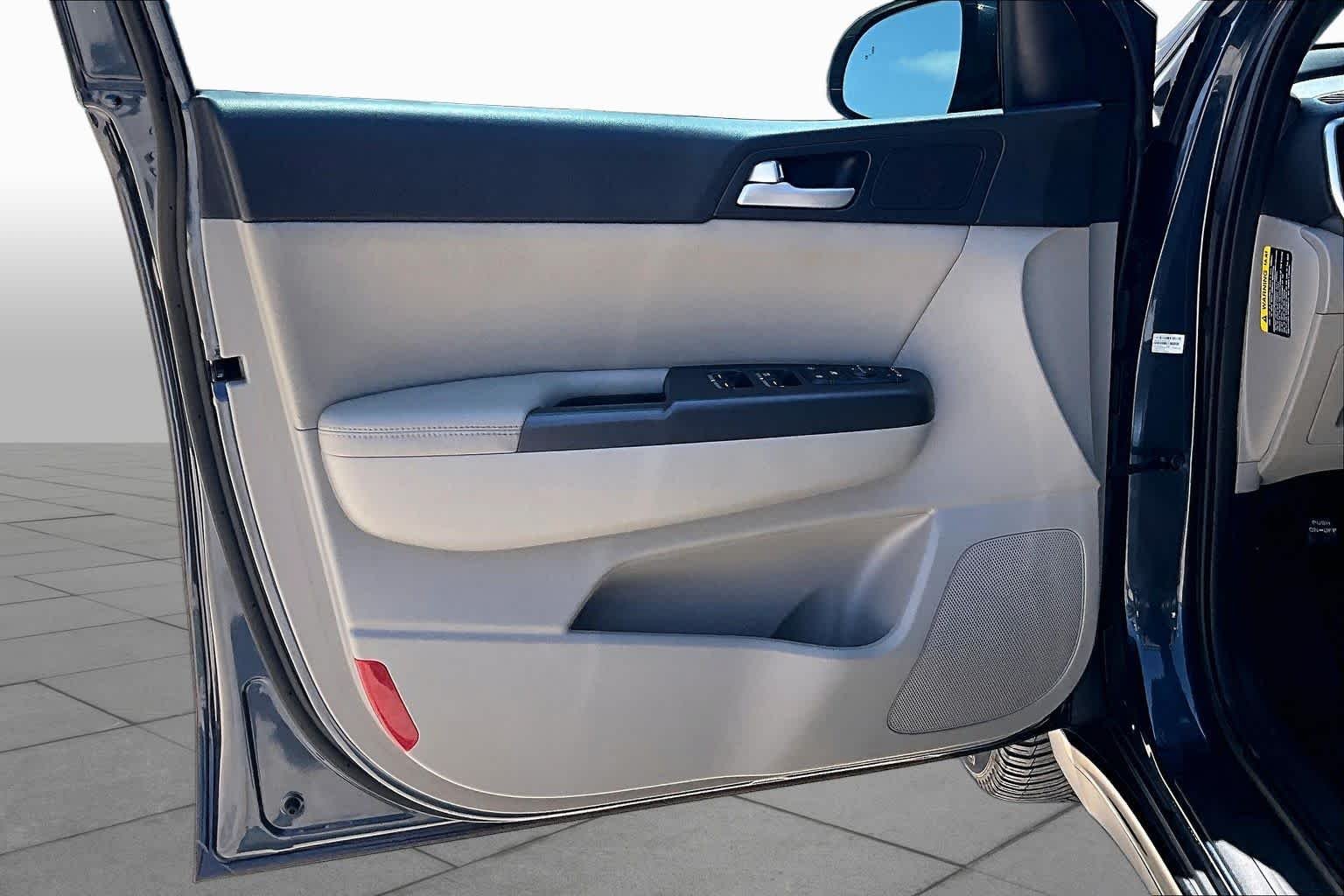 Used 2021 Pacific Blue Kia S image 20