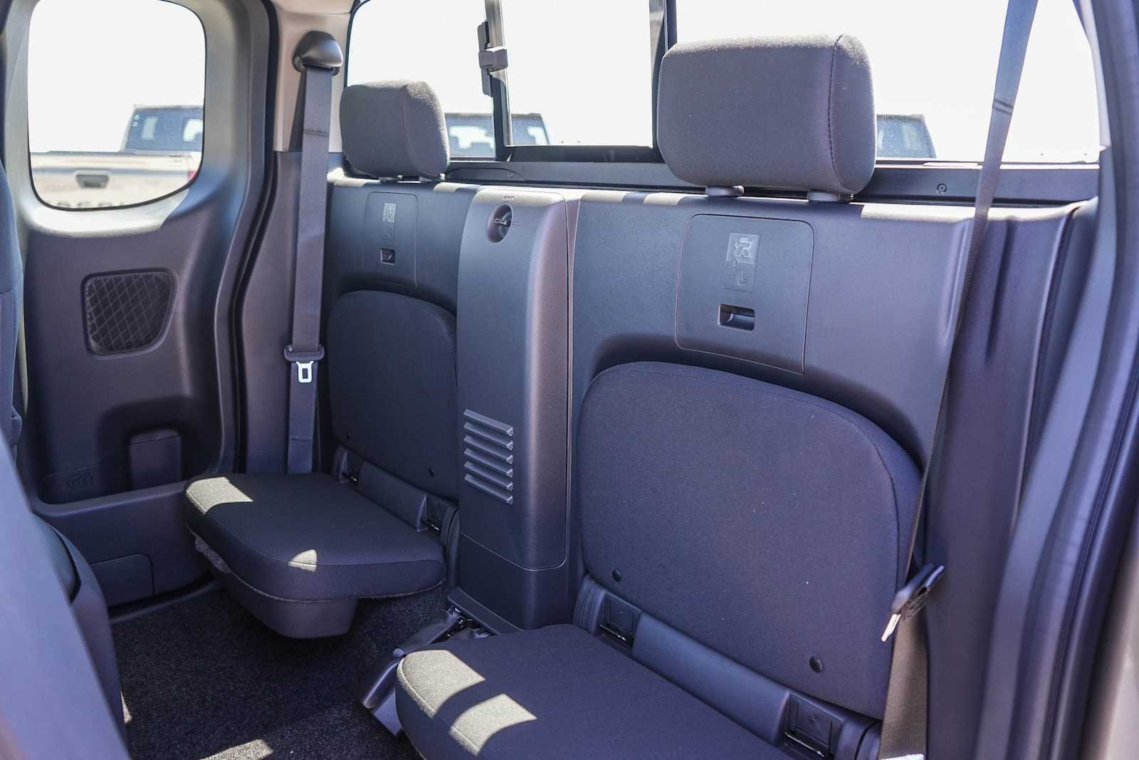 New 2026 Glacier White Nissan King Cab® S image 19