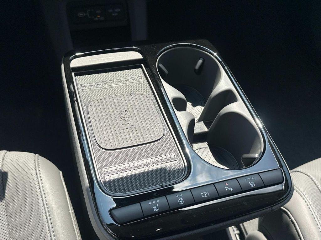 2025 Hyundai IONIQ 5 SEL - Photo 22