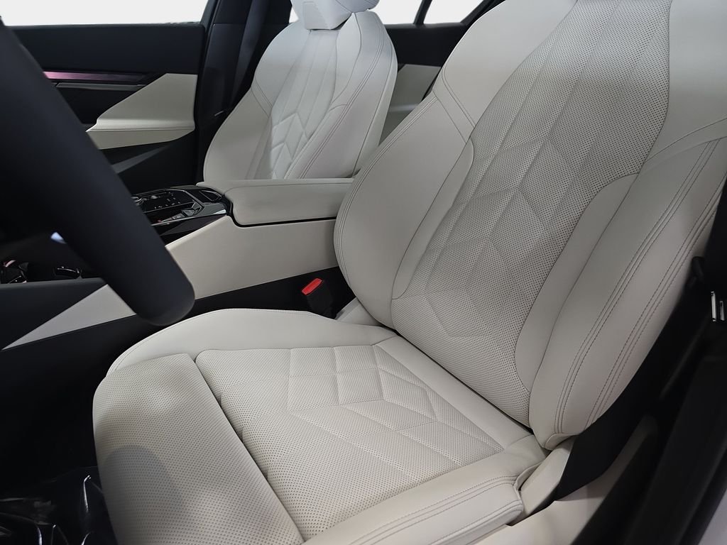 New 2027 Alpine White BMW 530i image 12