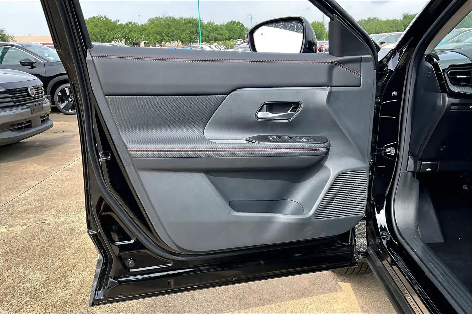 New 2026 Super Black Nissan SR image 16