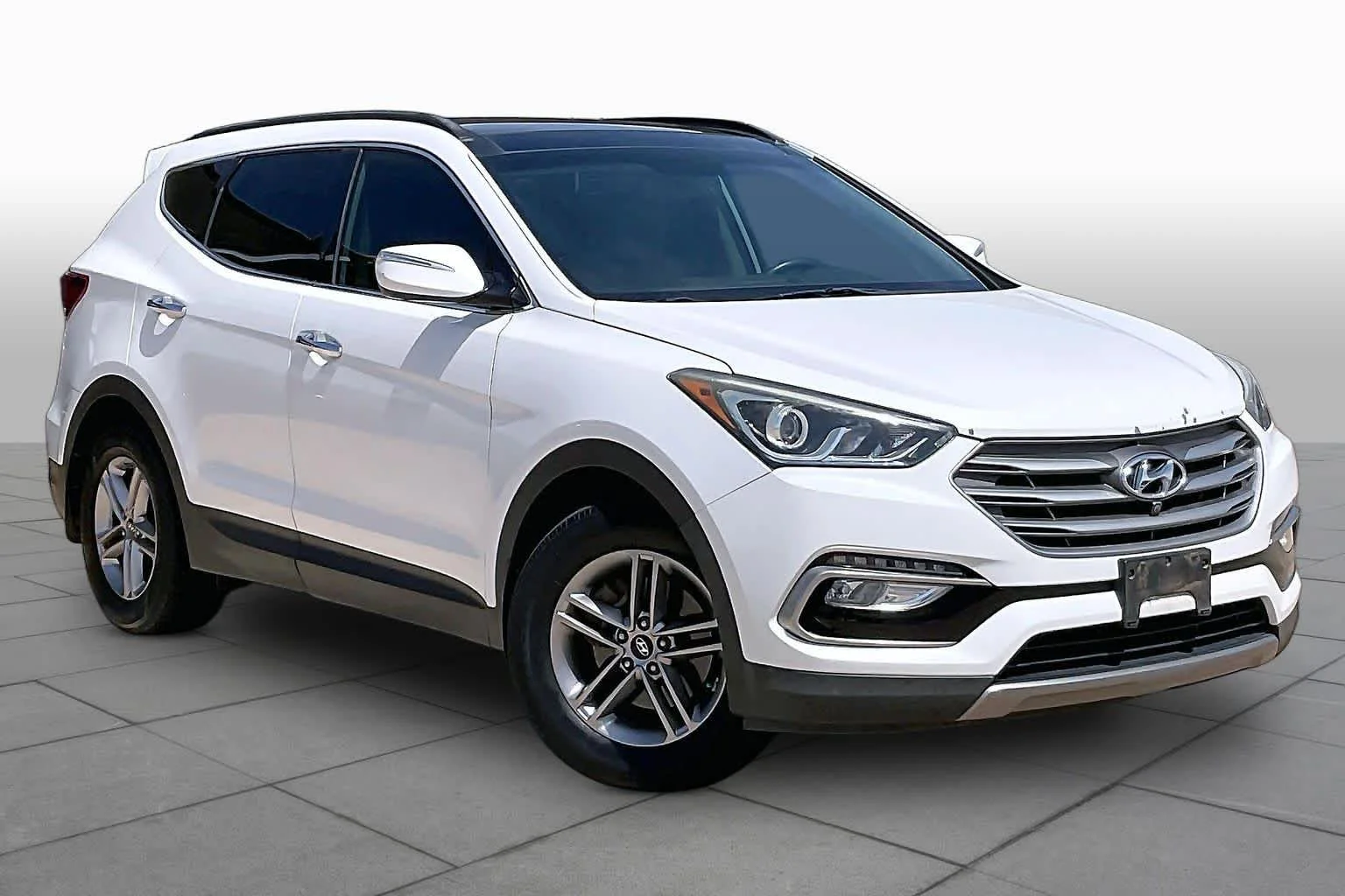 Used 2017 Frost White Pearl Hyundai 2.4L image 2