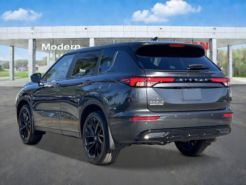 New 2026 Moonrock Gray Nissan SL image 2
