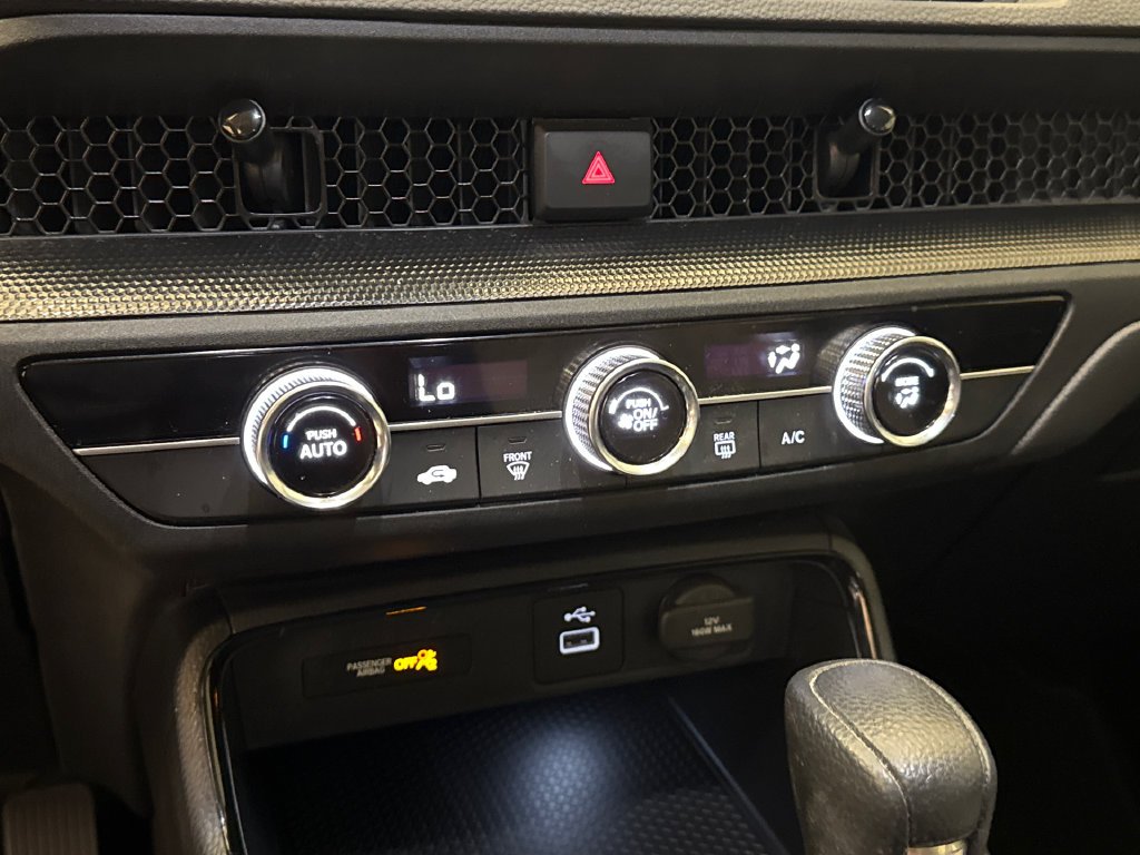 2025 Honda CR-V LX - Photo 23