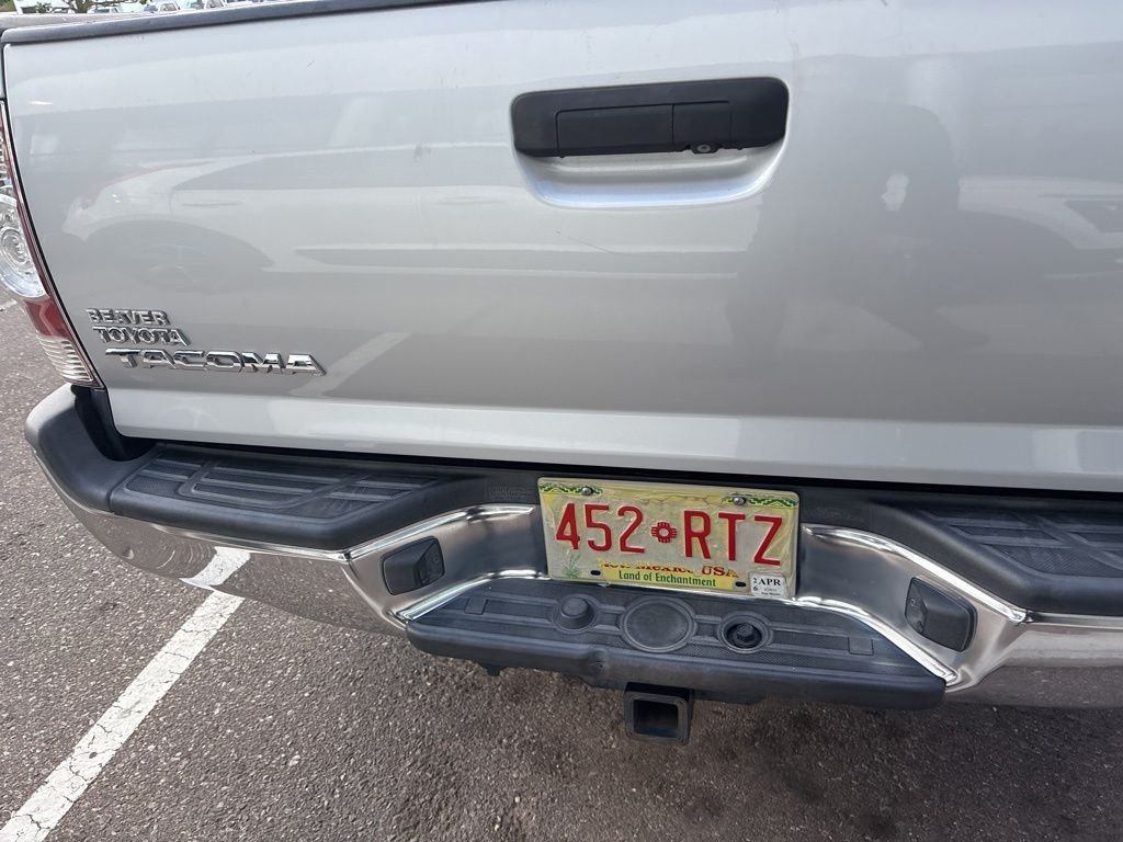 Used 2013 Silver Toyota Base image 17