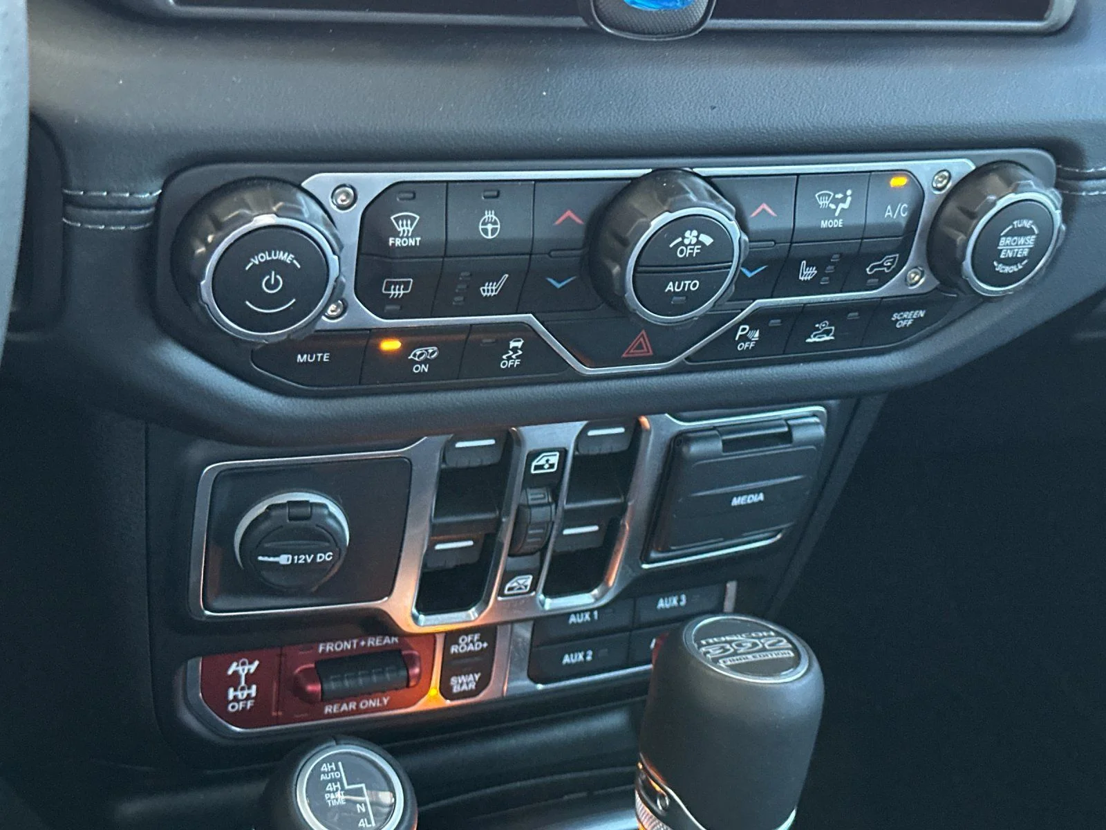 Used 2025 Black Jeep Rubicon 392 image 20