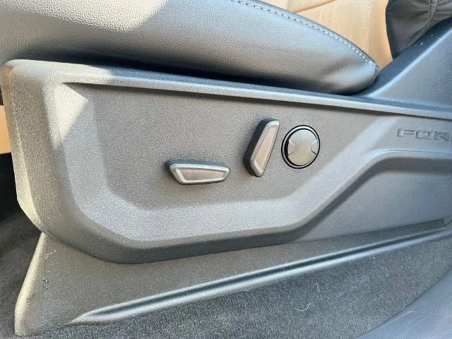 New 2026 Agate Black Metallic Ford F-350® Lariat® image 48