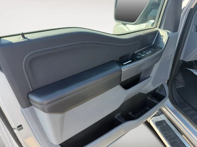 Used 2024 Silver Ford XLT image 11