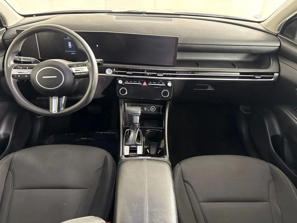 Used 2025 Silver Hyundai SEL image 16