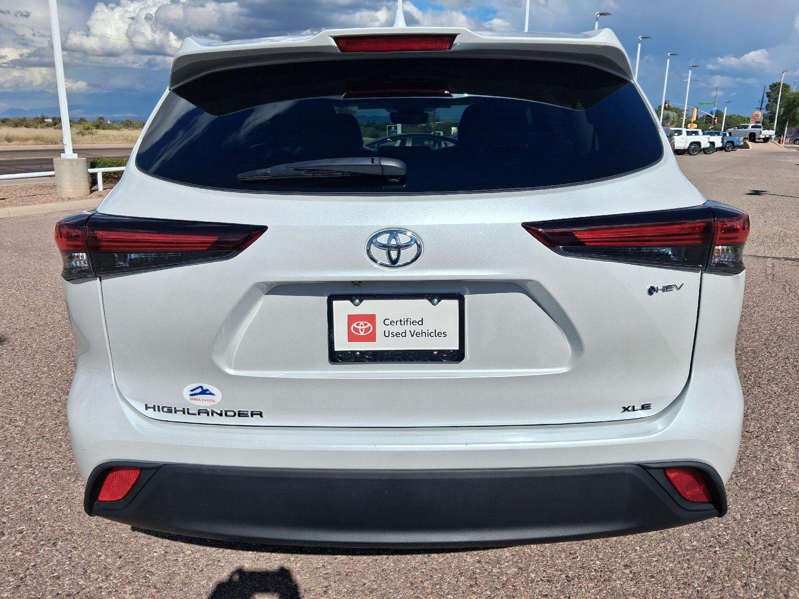 Certified Used 2026 Wind Chill Pearl Toyota XLE image 5