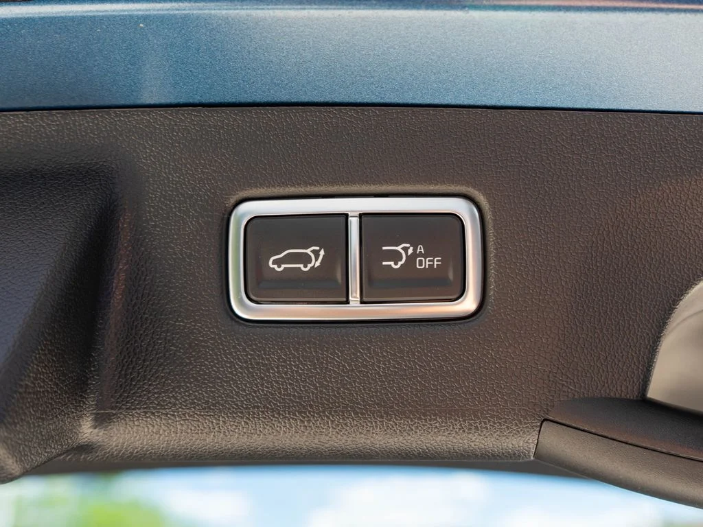 New 2026 Mineral Blue Kia EX image 32