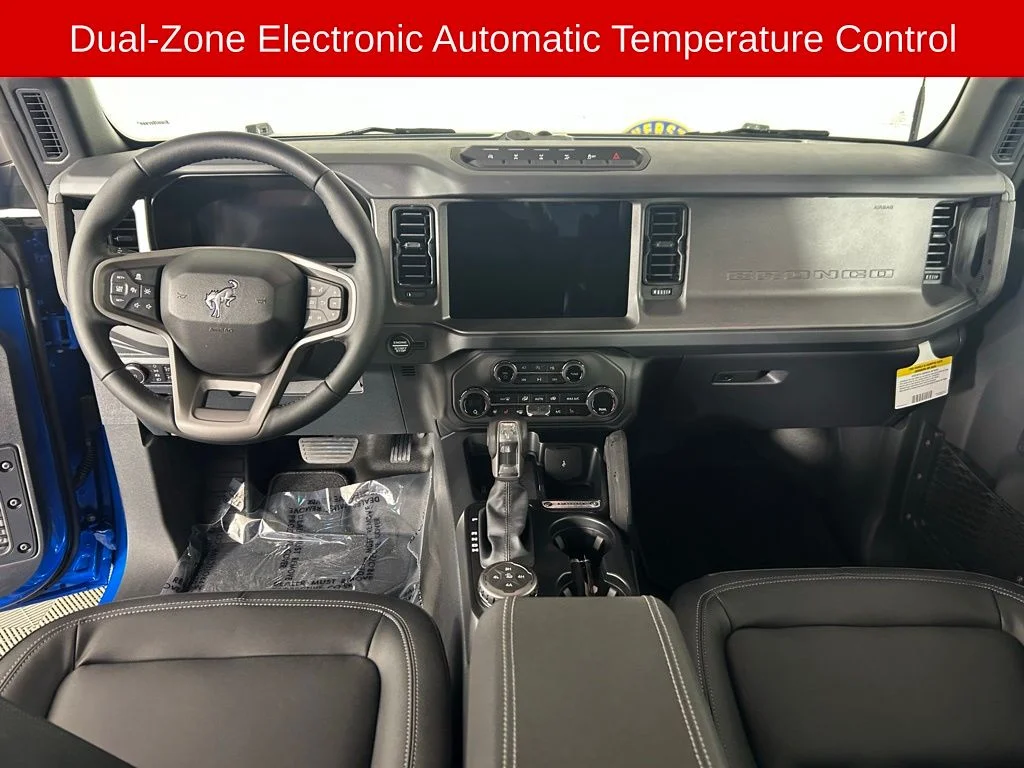 New 2026 Velocity Blue Metallic Ford Badlands® image 7