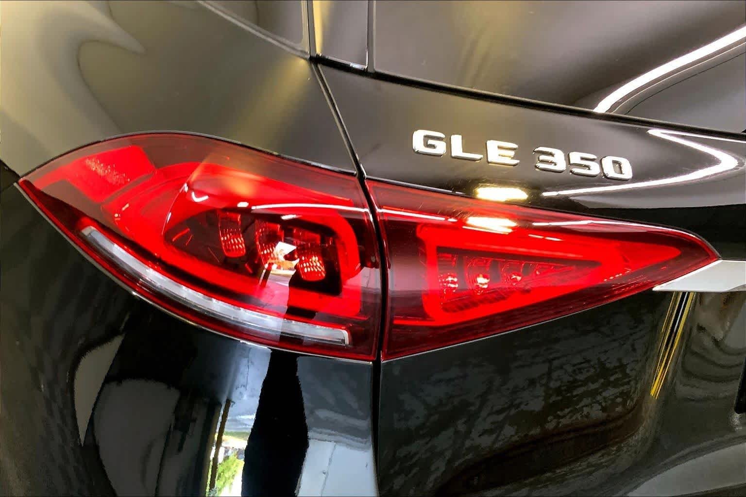 Certified Used 2022 Black Mercedes-Benz GLE 350 image 28