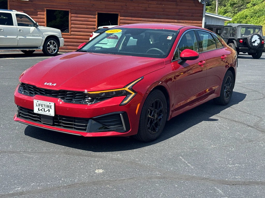 2025 Kia Optima LXS FWD's photo