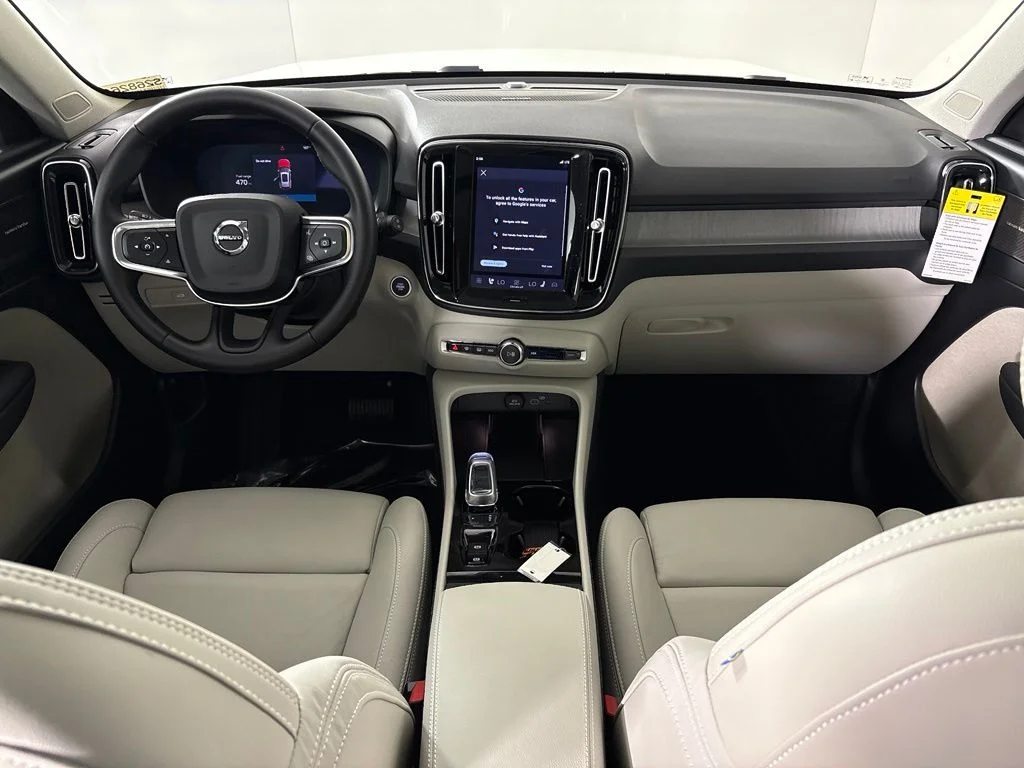 New 2026 Crystal White Volvo Plus image 34