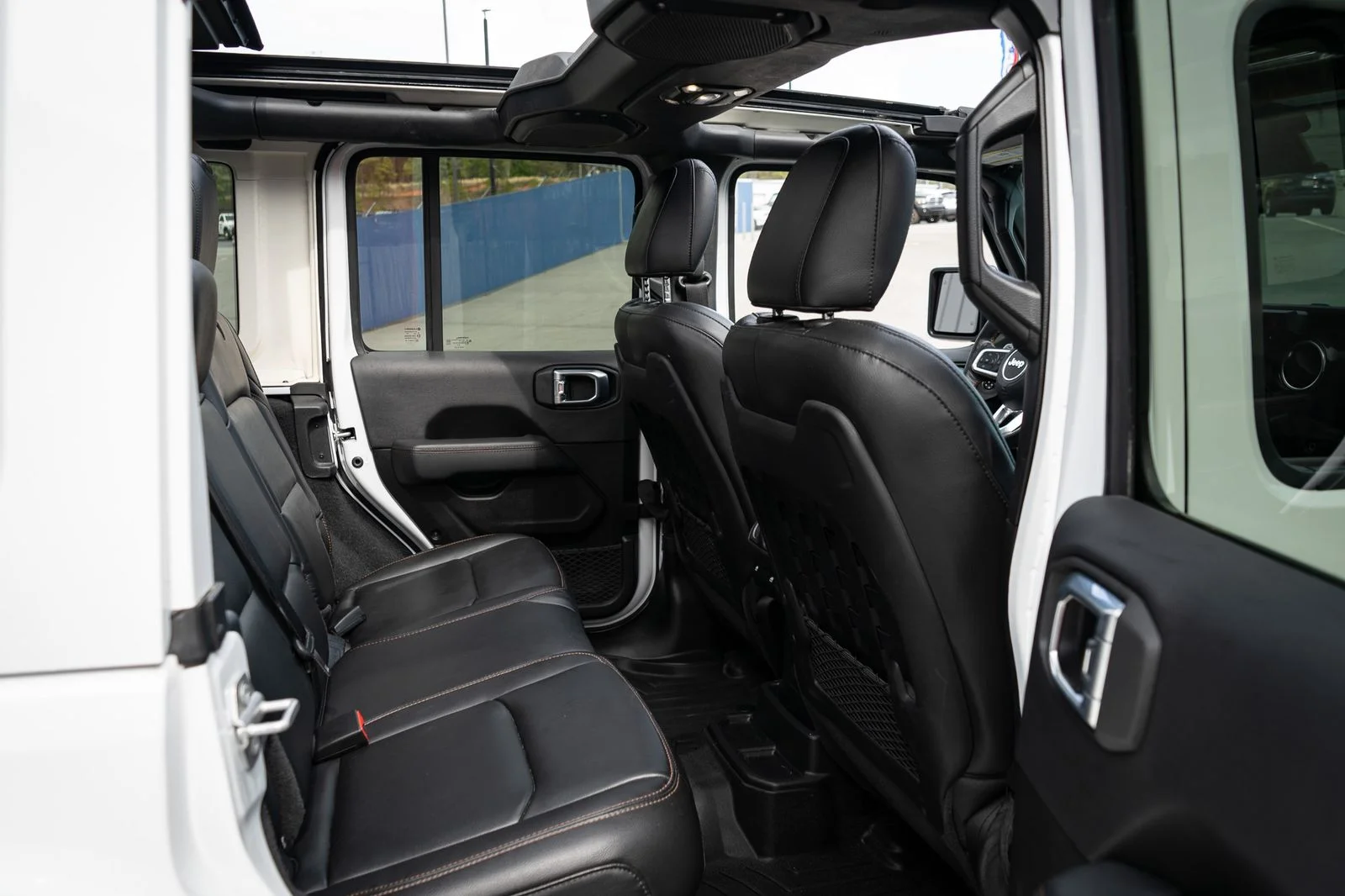 Used 2022 White Jeep Unlimited Rubicon 392 image 38
