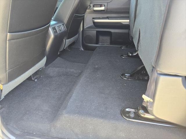Certified Used 2017 MAGNETIC GRAY MET. Toyota  image 26