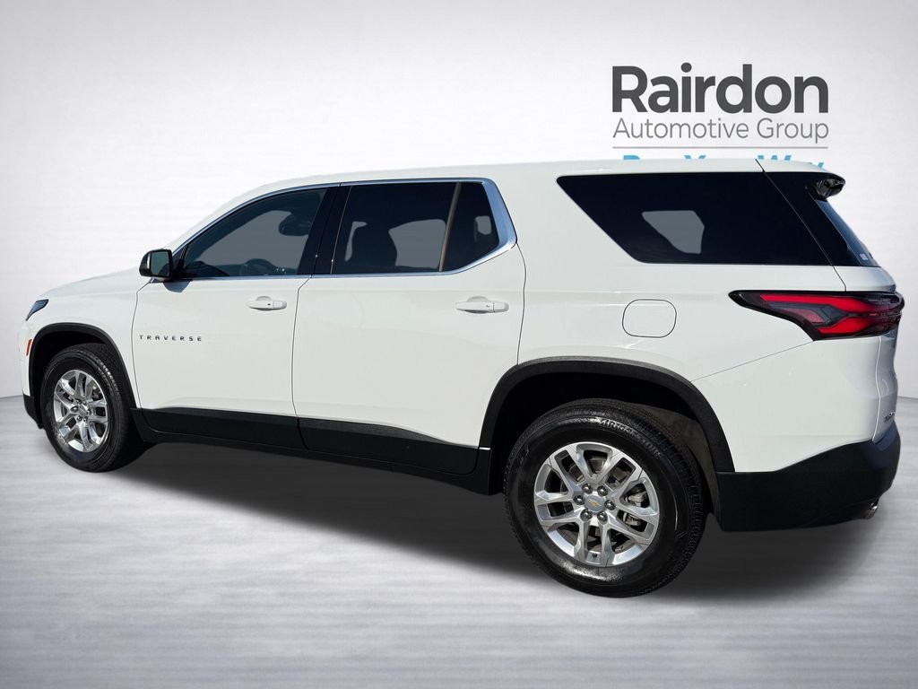 Used 2022 White Chevrolet LS image 5