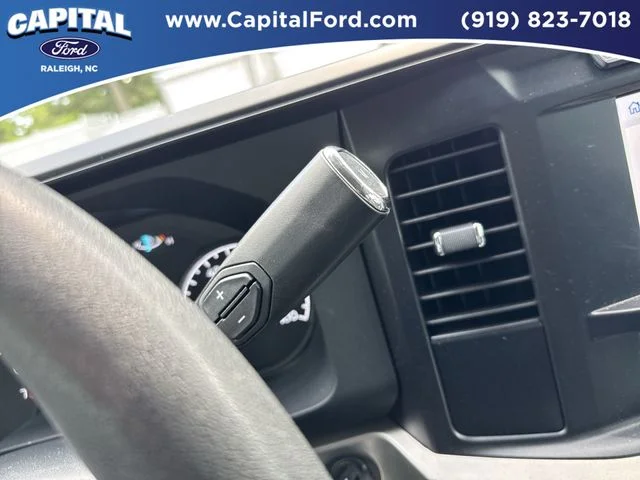 Used 2024 Red Ford XLT image 30