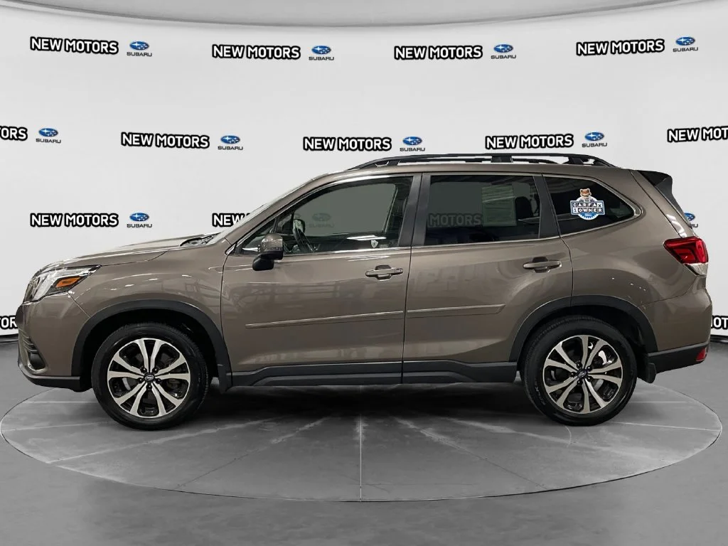 Used 2024 Brilliant Bronze Metallic Subaru Limited image 2